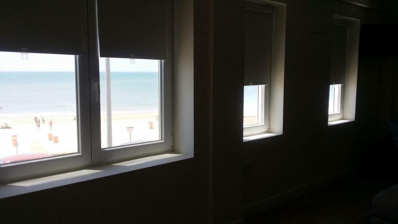 Estudio Deluxe Playa De La Victoria Cádiz Eksteriør billede